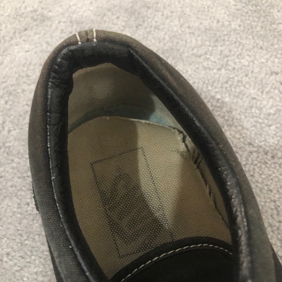 Classic Vans - Picture 2 of 5